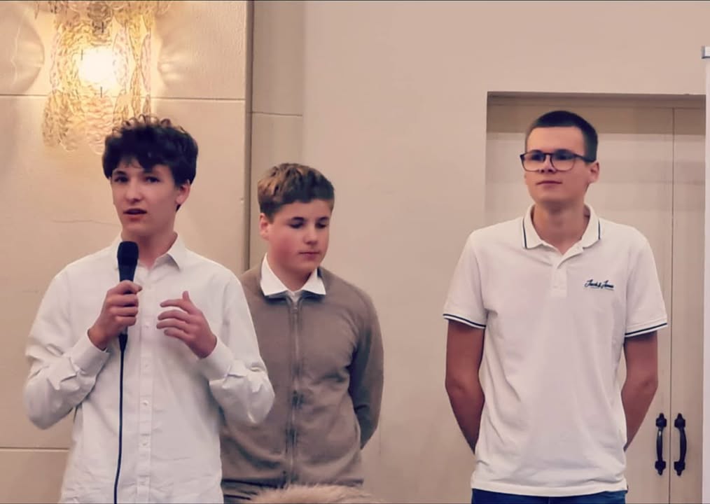 Assemblée générale des mini-entreprises à Saint-André