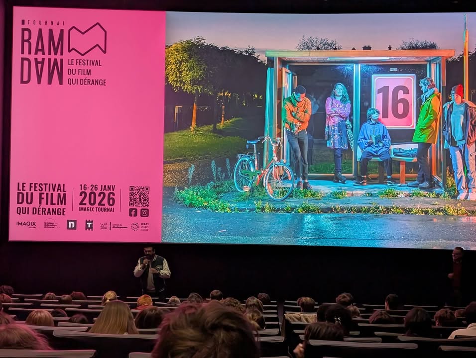 Les rhétos rencontrent Morade Aïssaoui