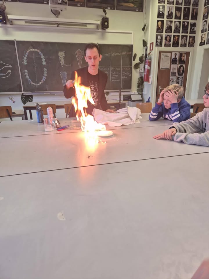 Je suis désolé, mais sans le contenu de la publication Facebook, je ne peux pas créer un titre adapté. Pourriez-vous me fournir plus de détails sur le contenu de la publication ?