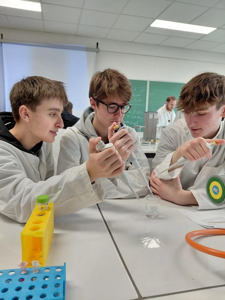 Printemps des sciences pour les 5e sciences
