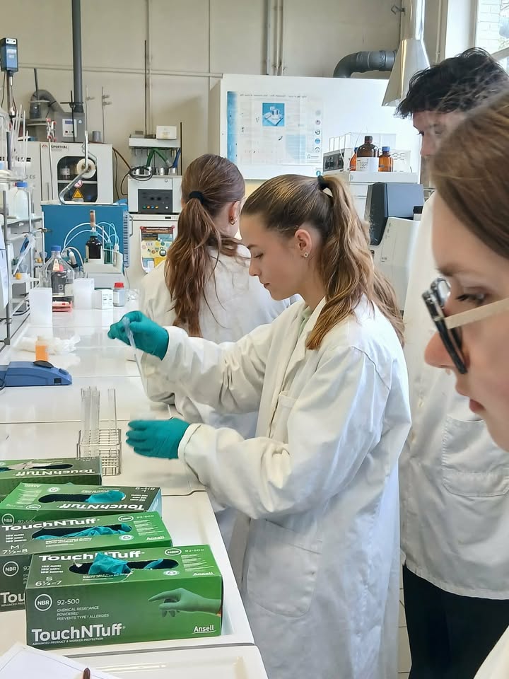 Printemps des sciences pour les 5e sciences