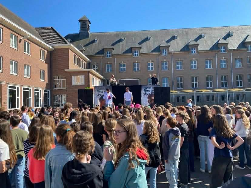 Concert de Tussy pour 700 élèves à l'école