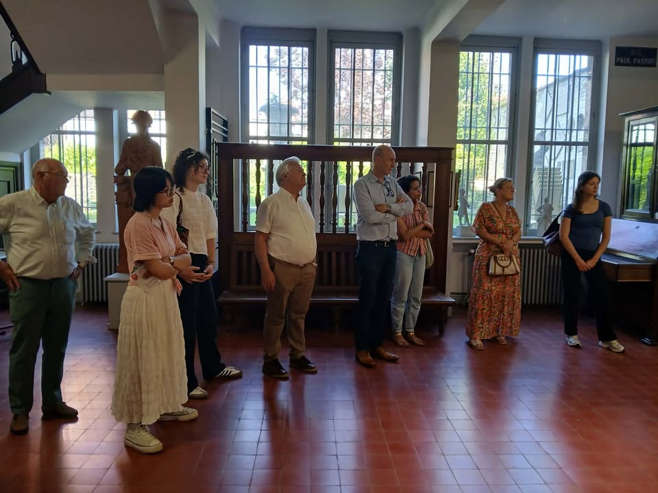 Prix de néerlandais pour Zélie en 6e année